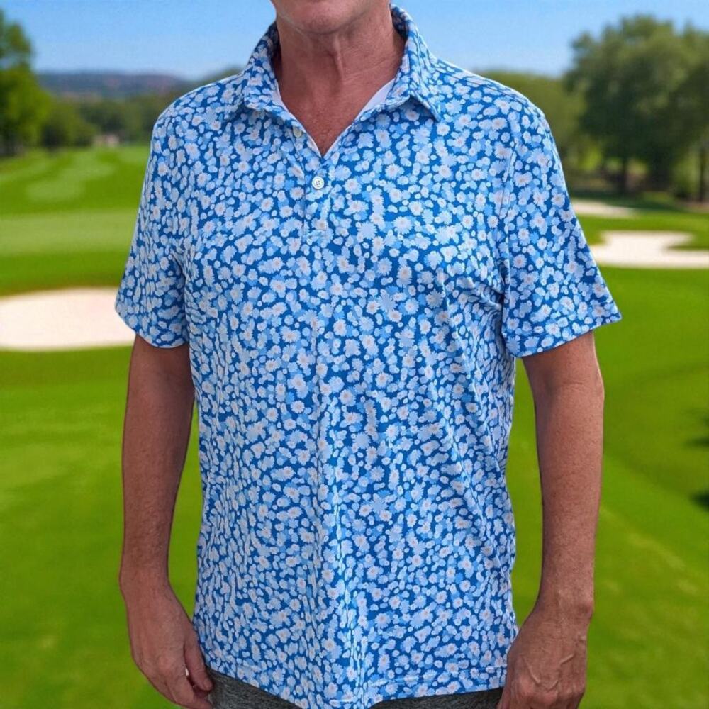 Sunday Swagger Polo Shirt Men’s Medium Blue Daisy Floral Golf Performance Polo